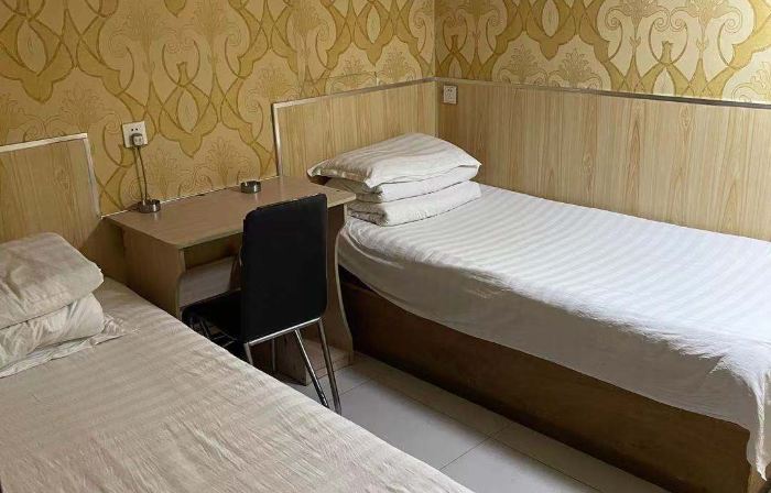 Hallun Jinyuan Hotel