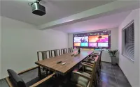 Floral Lux Hotel · One valley and one villa Hotel (South Gate store of Huangshan Scenic Area)