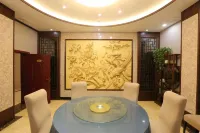 Queshan Golden Land Hot Spring Holiday Hotel Hotels in Queshan