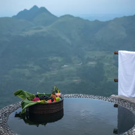Puyu Rustic Luxury
