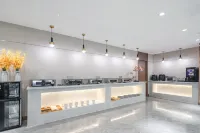 Vienna  Hotel (Liangshan Boxing Shop) Hotels in Liangshan