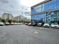 Xinruidu Hotel - Bãi đậu xe