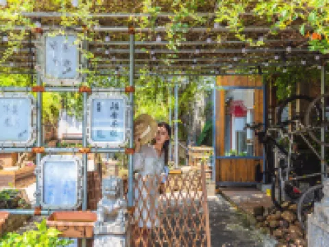 Zen Tea House Hotel berhampiran Two Rivers and Four Lakes