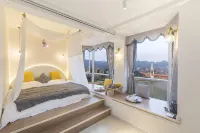 Xia Xiyou River View Inn (Chongqing Jiefangbei Chaotianmen)
