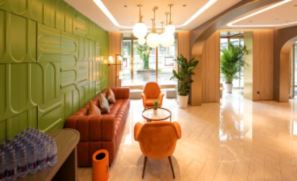 PALACE HOTELS(Beijing Datun Road East Subway Station Beijing's Bird Nest)