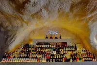 Sanya Moonlight Dolphin designer Seascape Art B&B