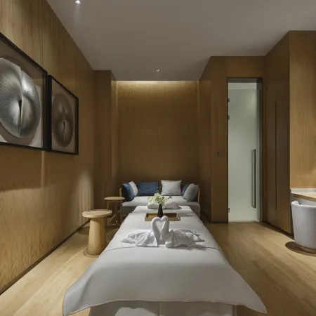Yuanchang Grand Harbourview Hotel