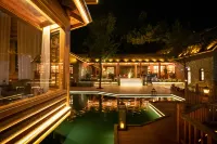 Jiuru Mountain Buermuju Homestay - Infinity Pools