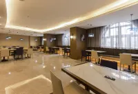 Starway Hotel (Longquan people's Square store) - 3 stjerner