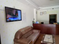 Longxing Hotel (Baozhu Middle Road)