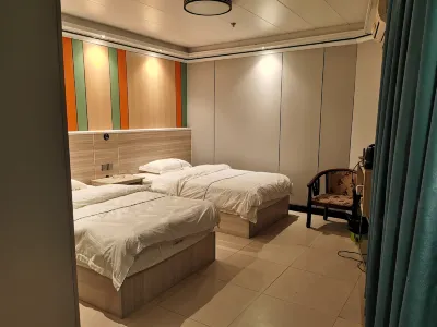 鵬來居旅館 鄰近簡氏十世祖祠的酒店