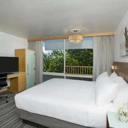 Grand Naniloa Hotel, a Doubletree by Hilton