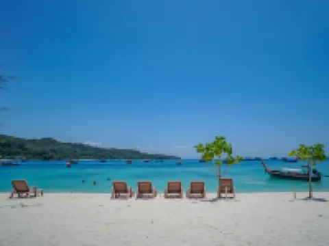 พีพีไนซ์บีชรีสอร์ท โรงแรมในเกาะพีพี