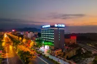 Airi Holiday Hotel Отели рядом с достопримечательностью «Badao»
