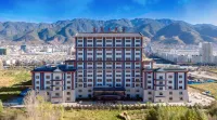 Huize Manhai Hotel Hotel di Huize