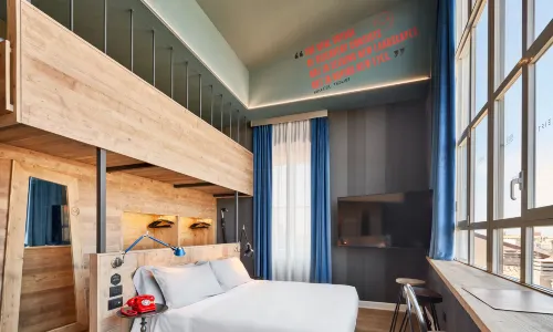 The Modernist Hotel