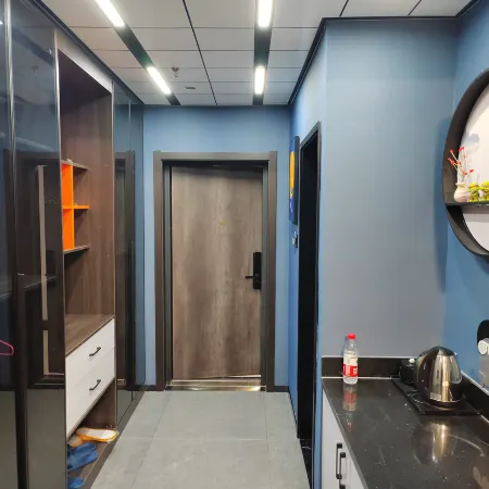 Lianjia Apartment (Zhongzhou International Plaza Branch)