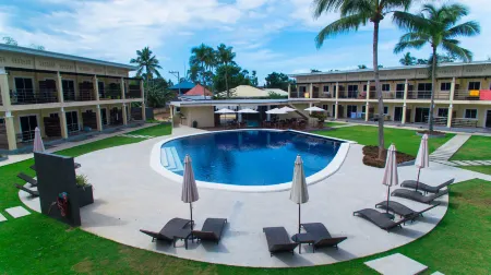 Malinawon Resort Отели рядом с достопримечательностью «Best Sunset Hermit Beach»