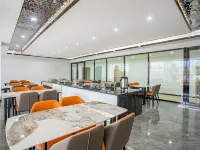 GreenTree Inn (Chuxiong Xianren Ancient Town Shop) Hotels in Chuxiong