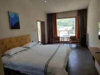 Man·Yangjuju Hotels in Taibai