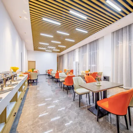 GreenTree Inn Express Hotel (Dongying Lijin Ginza Mall)
