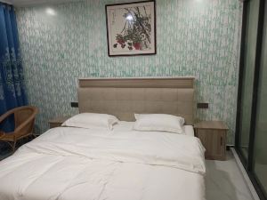 Xinyi New Town Hotel