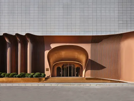 Blossom House Shanghai On The Bund Отели рядом с достопримечательностью «Tangqiao Park (East Gate 2)»