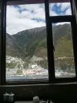Dechennaxin Hotel