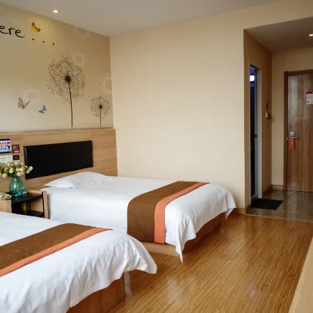Moke Hotel(Zibo Railway square Station)