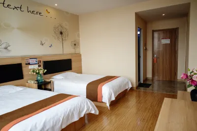 Moke Hotel(Zibo Railway square Station) Hotels near Zibo Railway Station