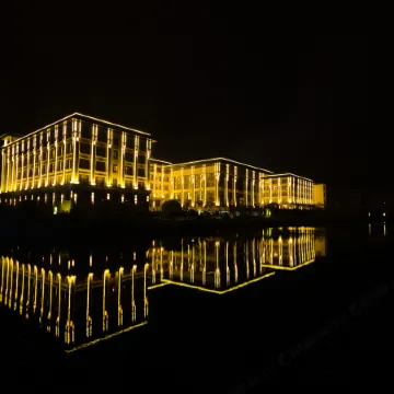 Quannan Yangminghua International Garden Hotel
