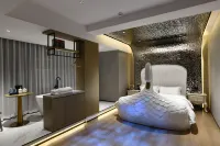 Xiaotian'e Themed Hotel - Hot Tub