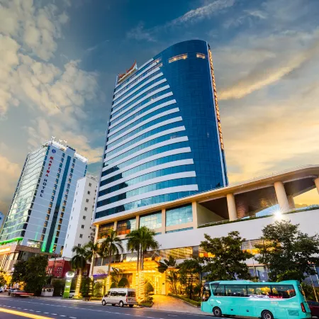Muong Thanh Grand Ha Long Hotel Отели в г. Халонг