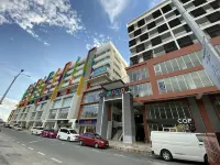 Homesuite' Home at Aeropod SOVO فنادق في 