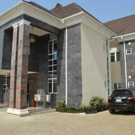 Shelvac Hotel