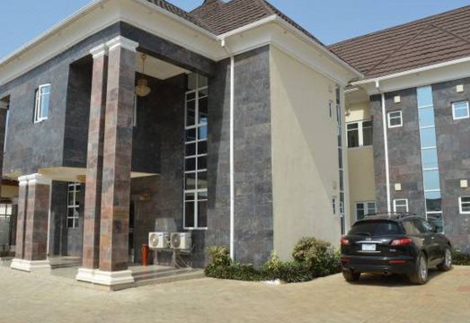 Shelvac Hotel - Housity