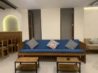 Courtyard Guesthouse Hotels in Himmafushi