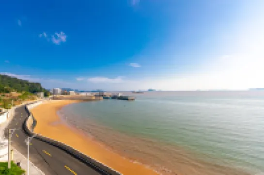 Shengsi Yuxiaoyu Qingmu Nuanyang Beach Homestay