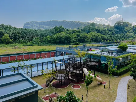 Trival Lavender Homestay @ Sri Indah Sandakan Отели рядом с достопримечательностью «Пулау Ланкаян»