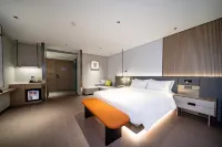 Shenyang Huanxi Hotel (Shenyang Olympic Sports Center Caixia Street Subway Station) - جاكوزي