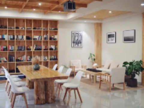 Karas & Inès' Hotels in Tiantai County