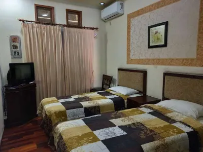Kateza Homestay by Yurooms.id