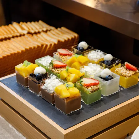 H·CRYSTAL Hotel