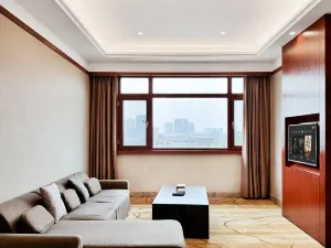 Zhong Yuan Hotel