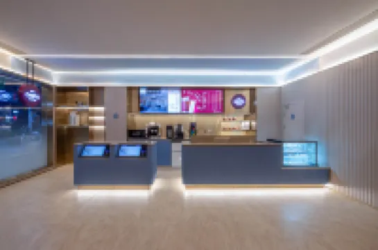 HanTing Hotel (Zhenjiang Dingmao Wuyue Plaza)