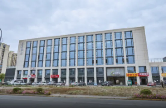 Haiyan  Star  Hotel Hotels near Bailuzhou Park