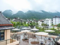 Qisu·Lajia Yao enthnic Themed Homestays in Libo Hotels in Libo County
