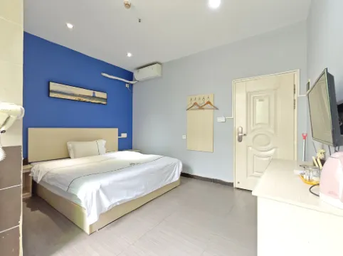 Fuxin Apartment (Puning Shangliao E-commerce Park Store)