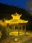 Shunxiang Chinese Courtyard Mountain View Homestay