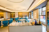 Crystal Hotel Xingyi South Station Wanfenglin Airport - 조식 운영
